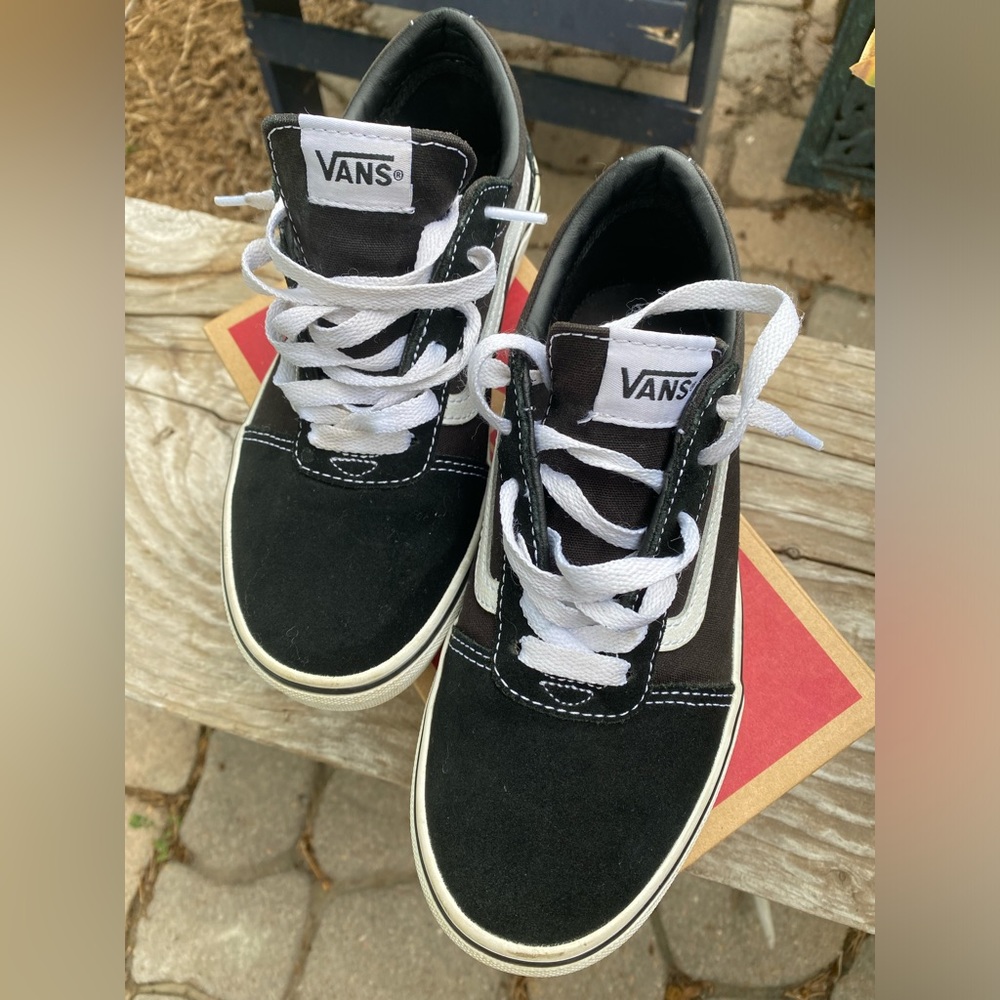 Vans Ward Suede/Canvas lace up shoes